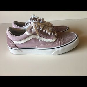 Old skool vans. men’s size 7, women’s size 8.5